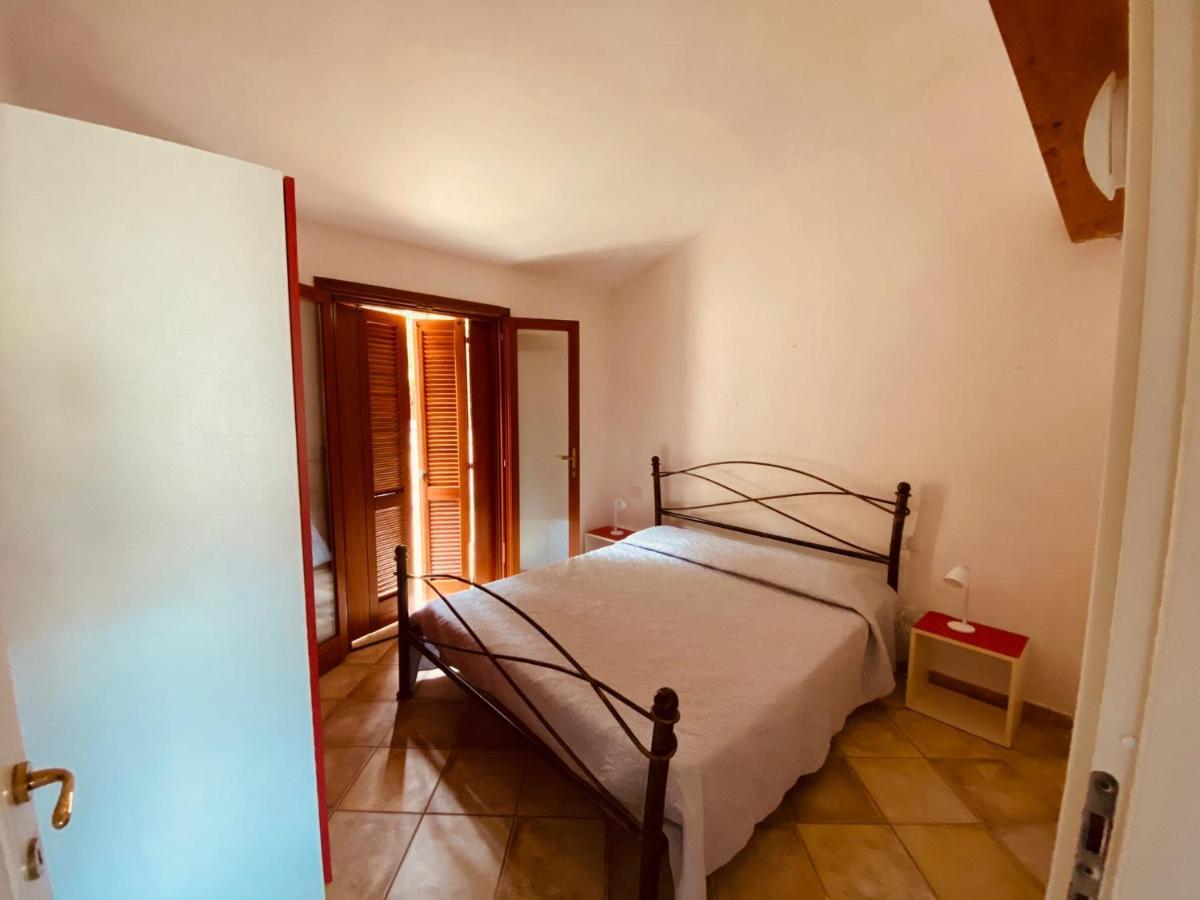 Residenze Il Girasole Aparthotel กอลโฟอารันชี ภายนอก รูปภาพ