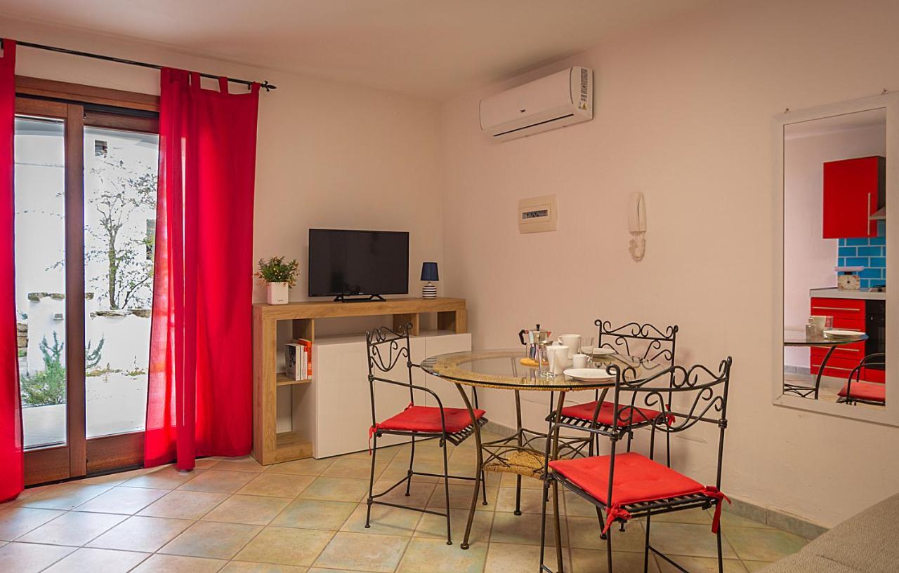 Residenze Il Girasole Aparthotel กอลโฟอารันชี ภายนอก รูปภาพ