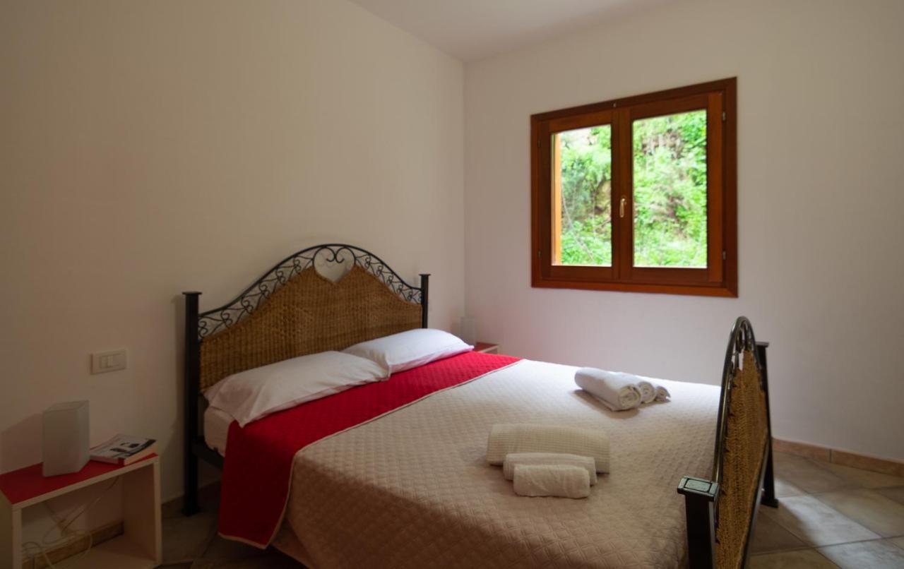 Residenze Il Girasole Aparthotel กอลโฟอารันชี ภายนอก รูปภาพ