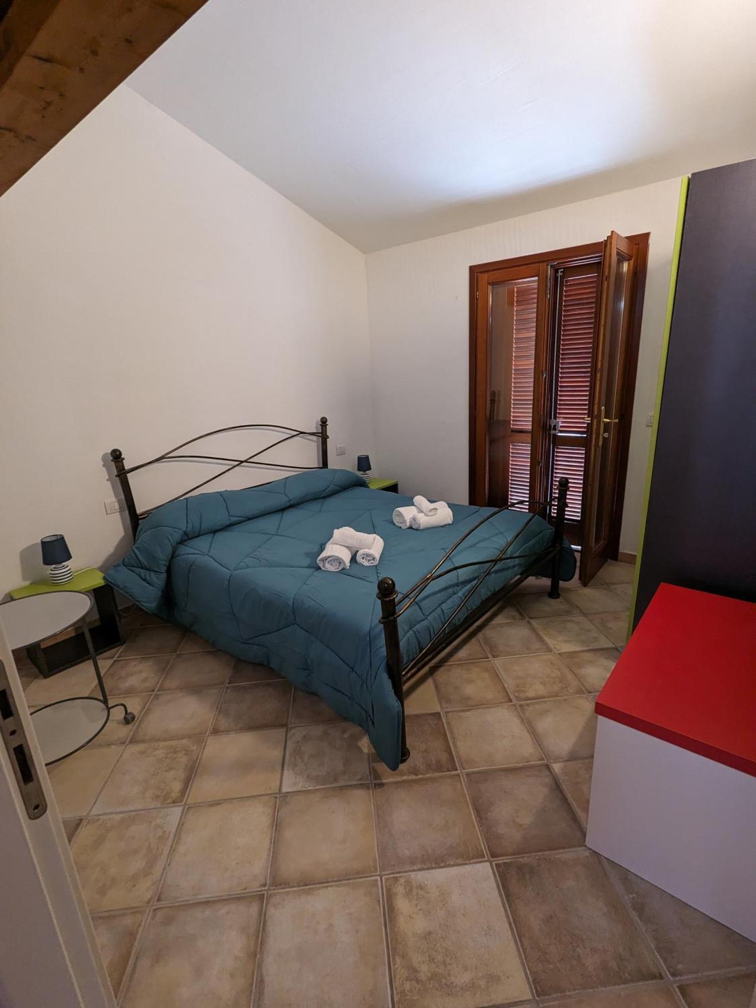 Residenze Il Girasole Aparthotel กอลโฟอารันชี ภายนอก รูปภาพ